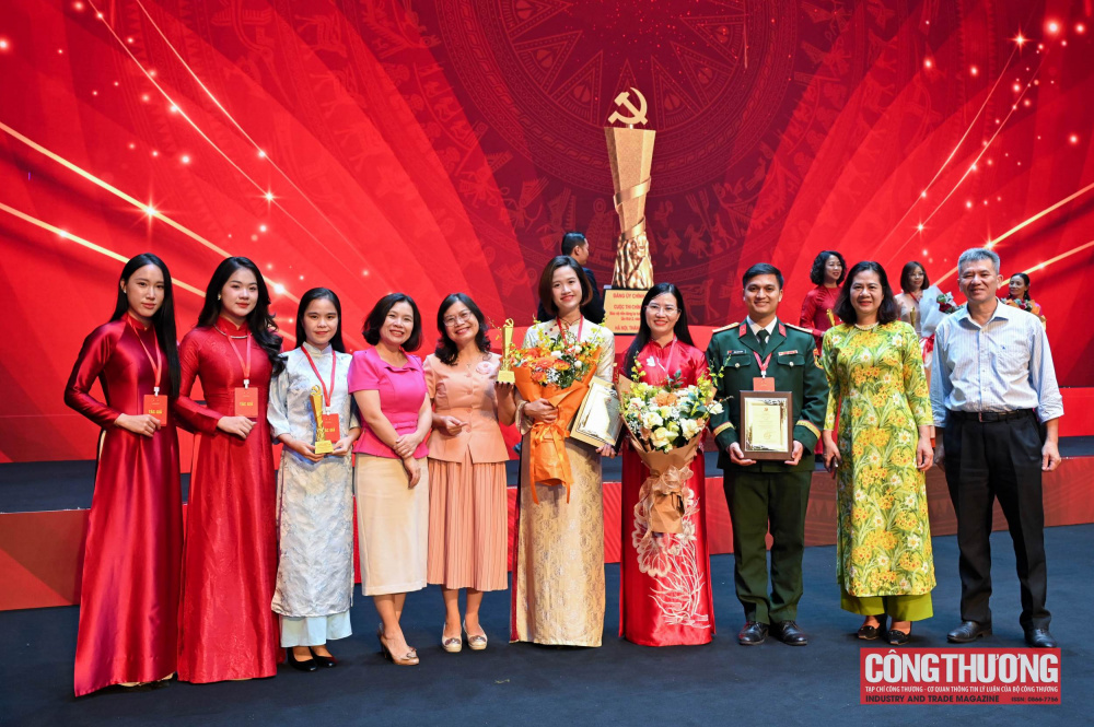 Đảng bộ Bộ Công Thương đạt 04 giải tại Cuộc thi chính luận về bảo vệ nền tảng tư tưởng của Đảng trong Đảng bộ Chính phủ lần thứ 2, năm 2026