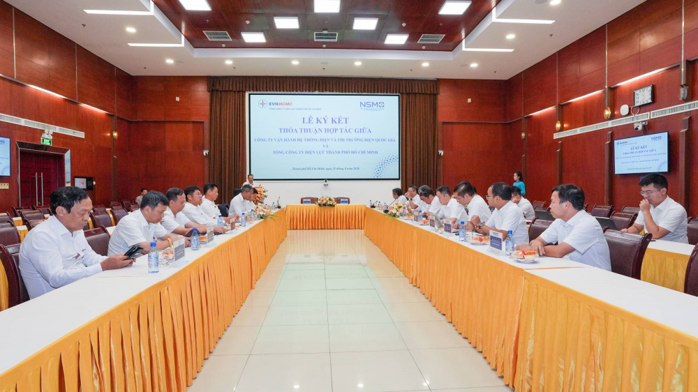 Toàn cảnh Lễ ký kết Thỏa thuận hợp tác giữa Công ty Vận hành hệ thống điện và thị trường điện Quốc gia (NSMO) và Tổng công ty Điện lực TP. Hồ Chí Minh (EVNHCMC)