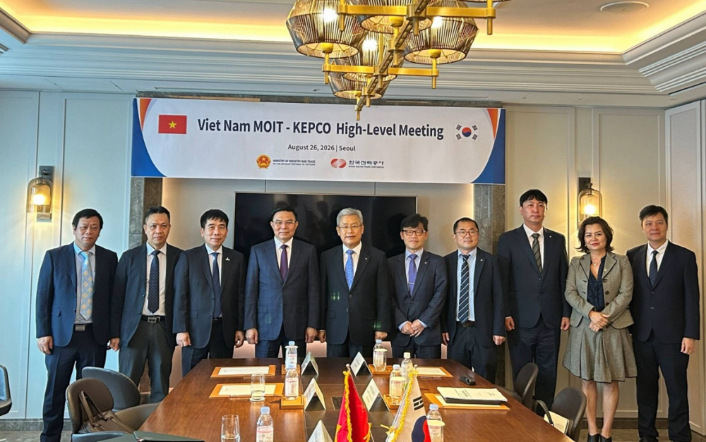 Bộ trưởng Bộ Công Thương Lê Mạnh Hùng làm việc Tổng Giám đốc điều hành Tập đoàn Điện lực Hàn Quốc (KEPCO)