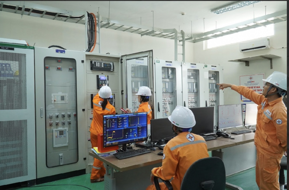 EVNNPC triển khai lưu trữ năng lượng bằng pin BESS: Khi những “kho điện” đã vận hành