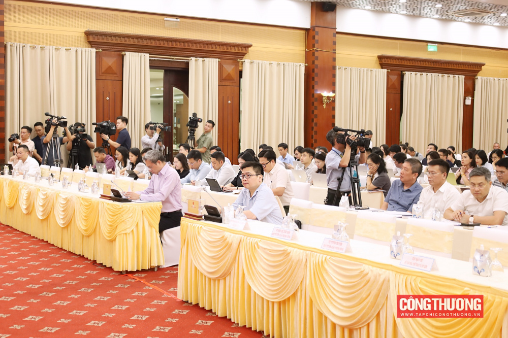 Họp báo Chính phủ thường kỳ tháng 7/2026: Các chỉ số cơ bản về phát triển kinh tế - xã hội đều tăng
