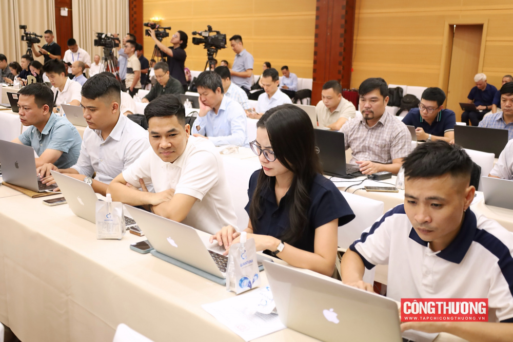 Đồng bộ chính sách tài khóa và tiền tệ, hướng tới mục tiêu tăng trưởng hai con số