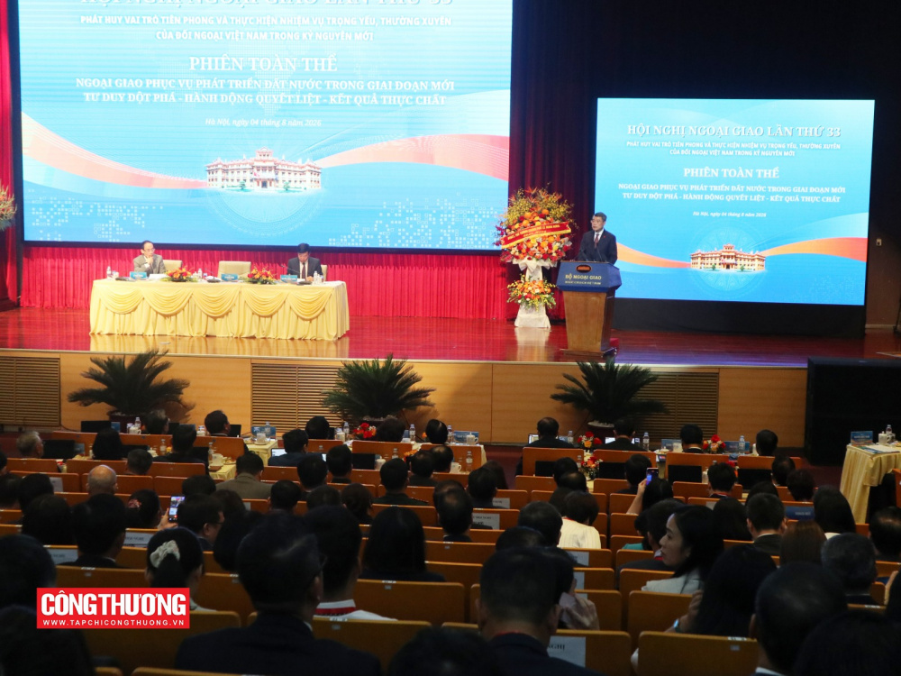 ngoại giao phục vụ phát triển