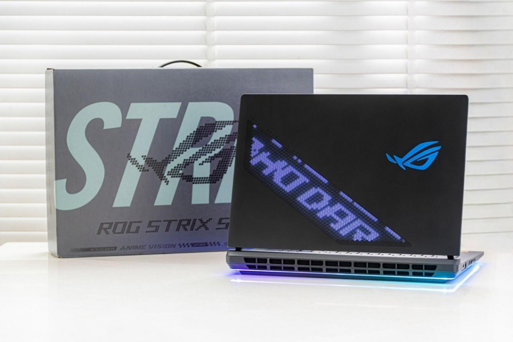 ROG Strix SCAR