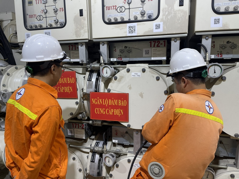 Truyền tải điện Hà Nội chủ động bảo đảm vận hành lưới điện dịp 2/9