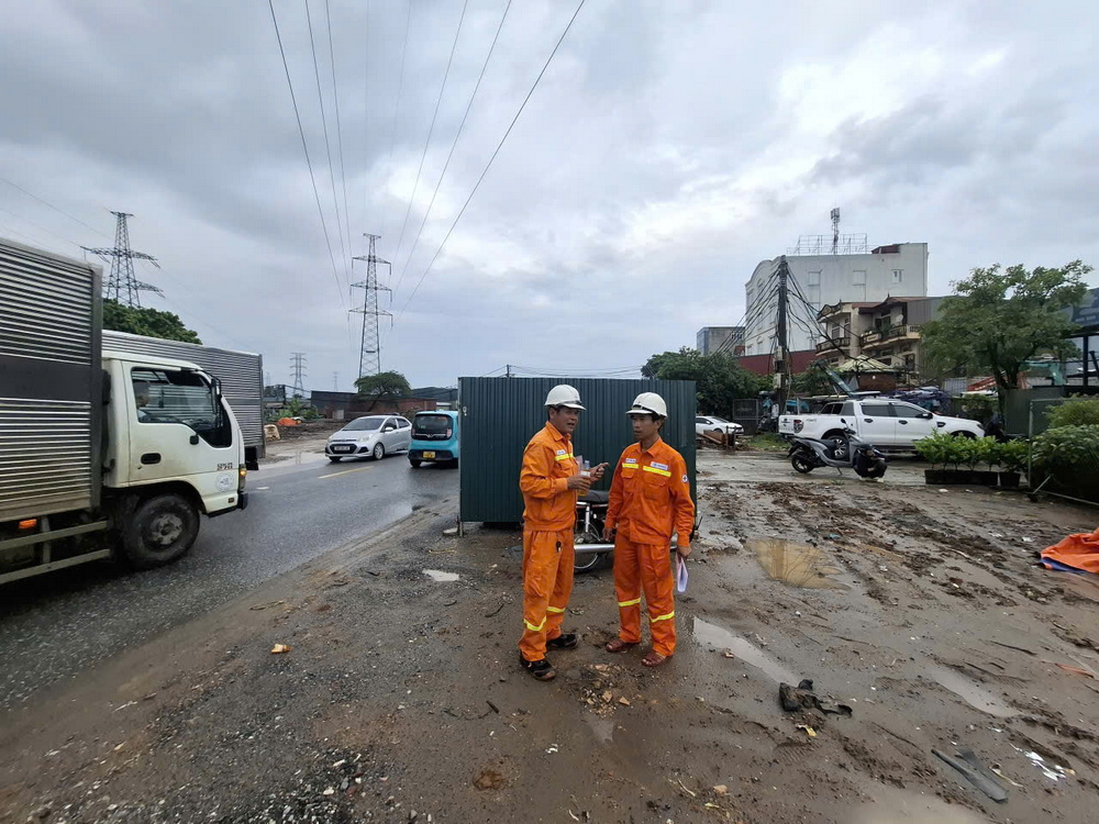 Truyền tải điện Hà Nội chủ động bảo đảm vận hành lưới điện dịp 2/9