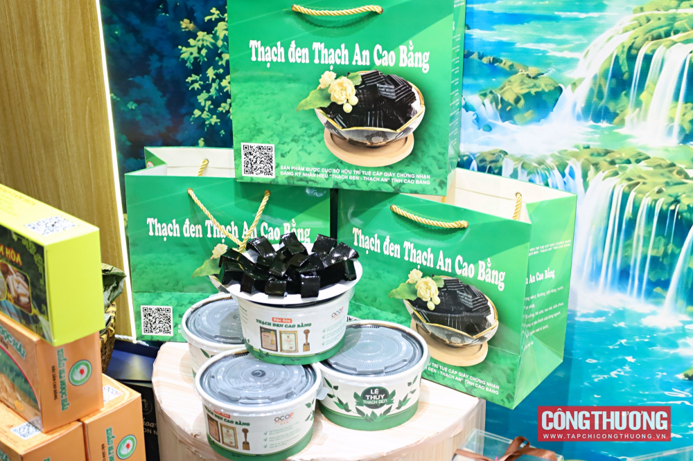 Một số hình ảnh tại Chương trình “Sức sống hàng Việt” số 13: Cao Bằng - Hương vị biên cương