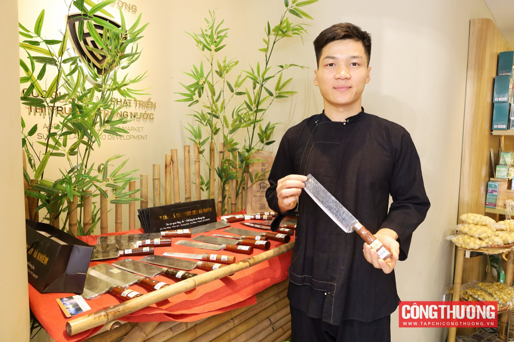 Một số hình ảnh tại Chương trình “Sức sống hàng Việt” số 13: Cao Bằng - Hương vị biên cương