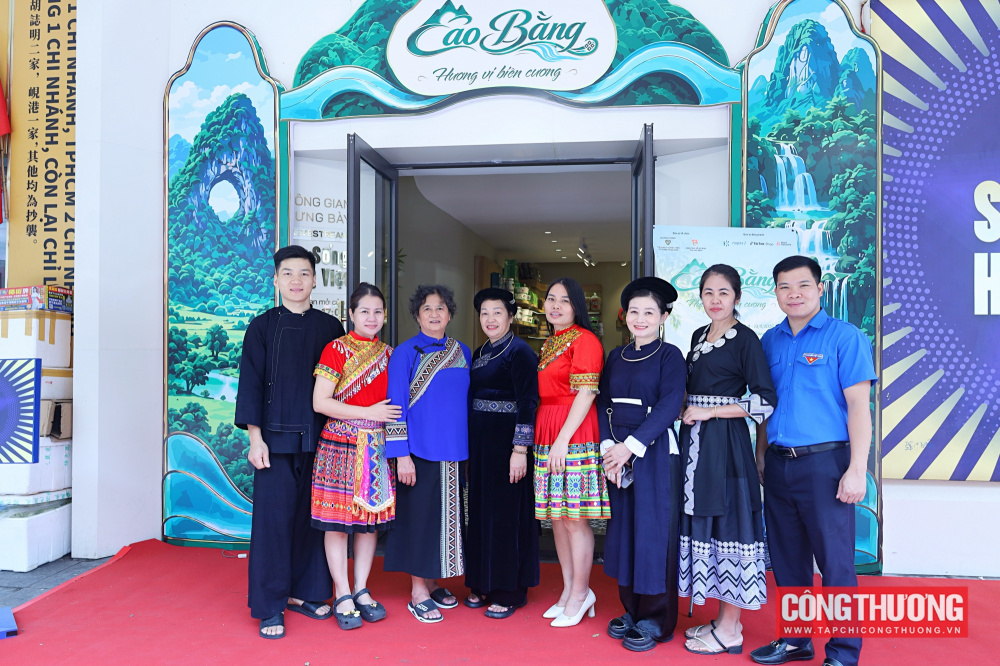 Một số hình ảnh tại Chương trình “Sức sống hàng Việt” số 13: Cao Bằng - Hương vị biên cương