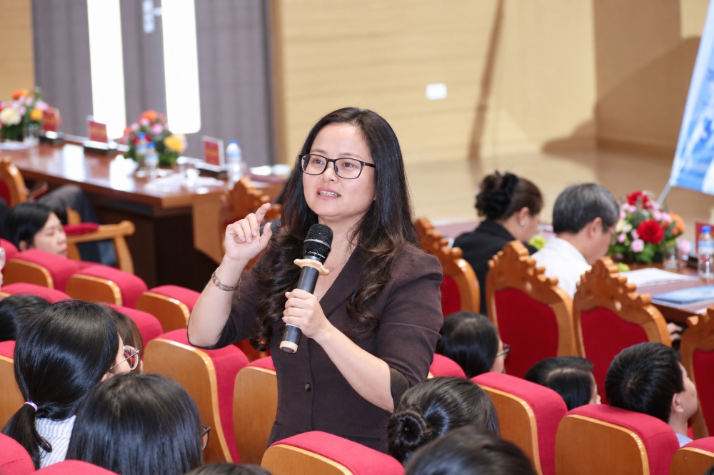 Bà Nguyễn Thanh Hồng, đại diện Trung tâm Truyền thông - Giáo dục sức khỏe Trung ương