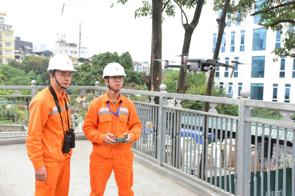 EVNHANOI đưa chuyển đổi số vào từng mắt xích vận hành lưới điện