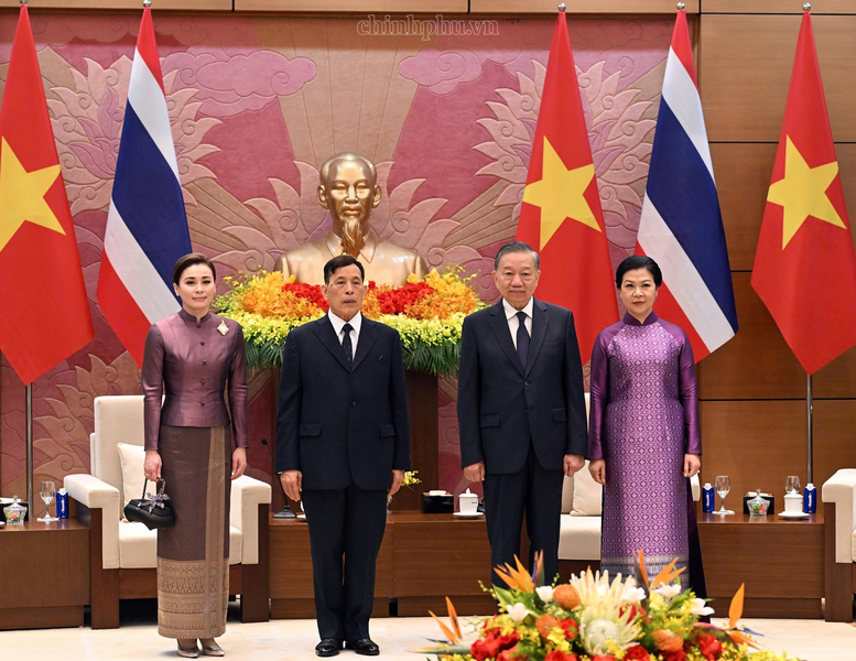 Tổng Bí thư, Chủ tịch nước Tô Lâm chủ trì Lễ đón chính thức Nhà vua Vương quốc Thái Lan và Hoàng hậu- Ảnh 4.