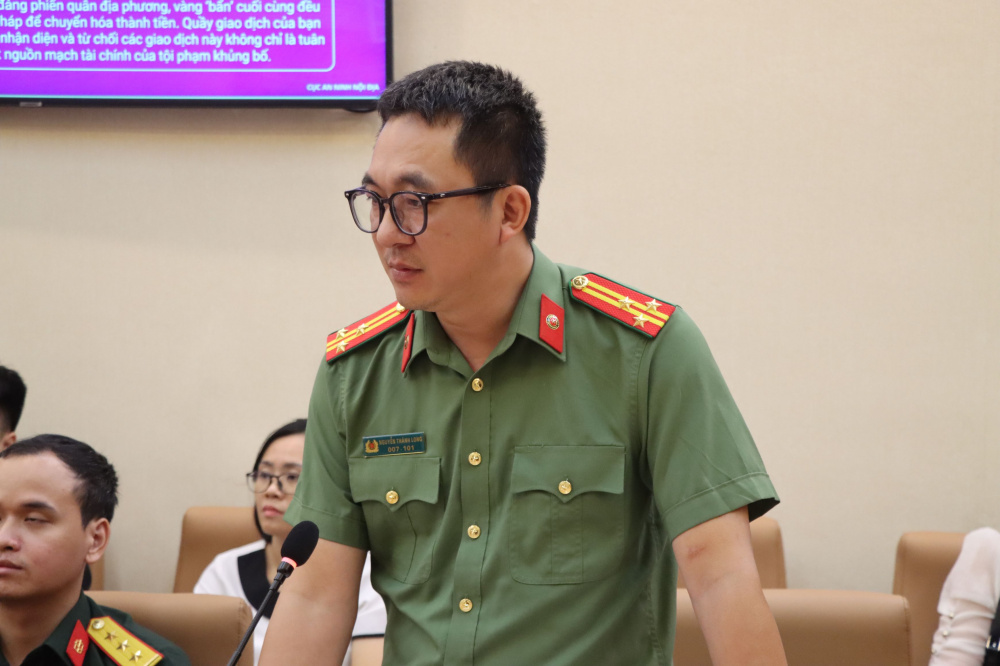 Phổ biến quy định về phòng, chống rửa tiền trong kinh doanh kim khí quý, đá quý