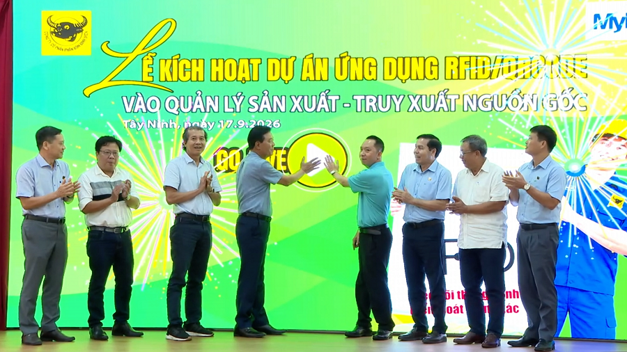 Bình Điền đưa “căn cước số” lên từng bao phân bón Đầu Trâu