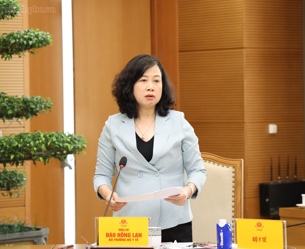 Thúc đẩy hệ sinh thái 'kinh tế bạc', bảo vệ người cao tuổi trên không gian mạng
