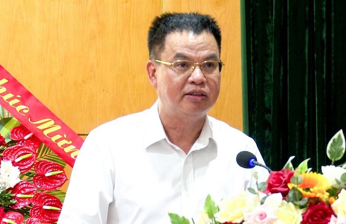 apatit việt nam 4