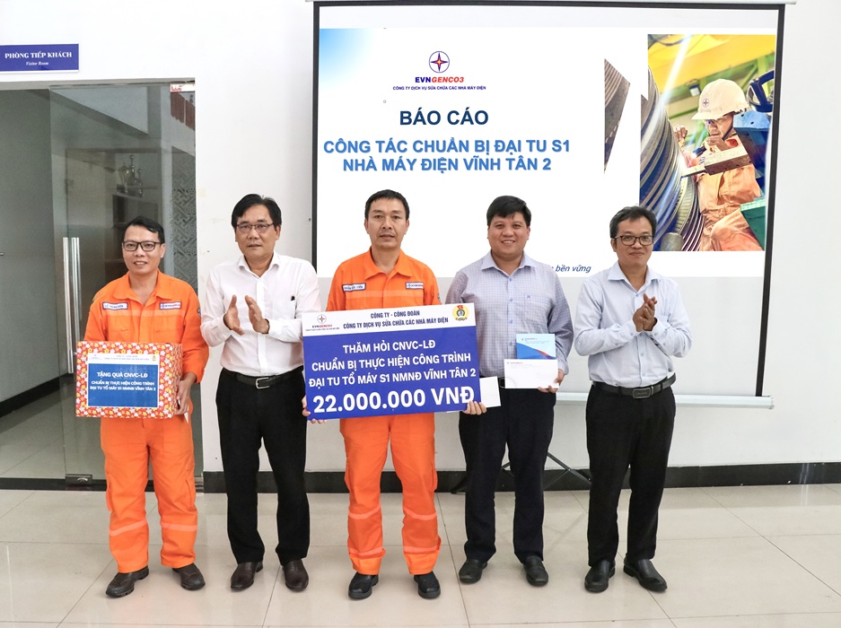 Ban Lãnh đạo, Công đoàn Công ty EPS gặp gỡ, động viên người lao động