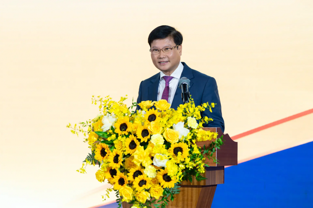 hợp tác 5
