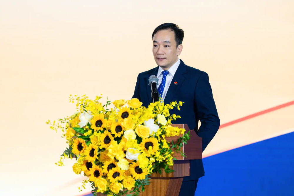 hợp tác 7
