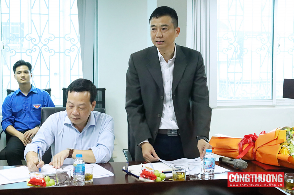 Một số hình ảnh tại buổi làm việc của lãnh đạo Bộ Công Thương và Lễ công bố Quyết định bổ nhiệm Viện trưởng Viện Nghiên cứu Điện tử, Tin học, Tự động hóa