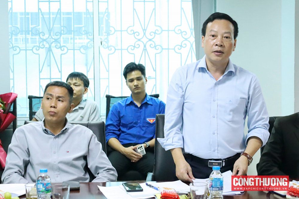 Một số hình ảnh tại buổi làm việc của lãnh đạo Bộ Công Thương và Lễ công bố Quyết định bổ nhiệm Viện trưởng Viện Nghiên cứu Điện tử, Tin học, Tự động hóa