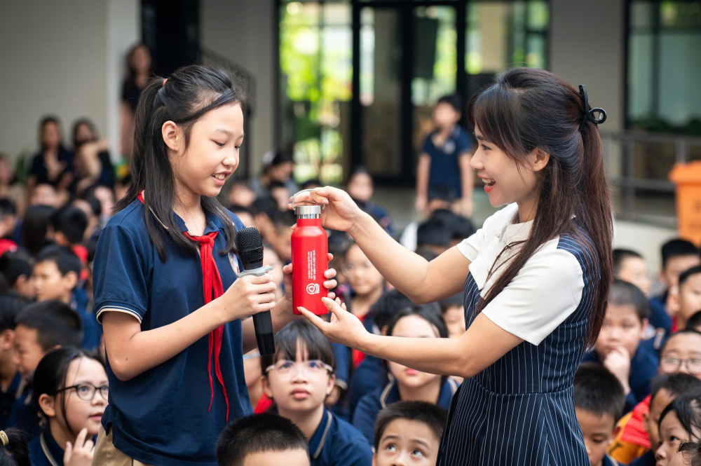 Gần 1.300 học sinh được tuyên truyền sử dụng năng lượng tiết kiệm, hiệu quả