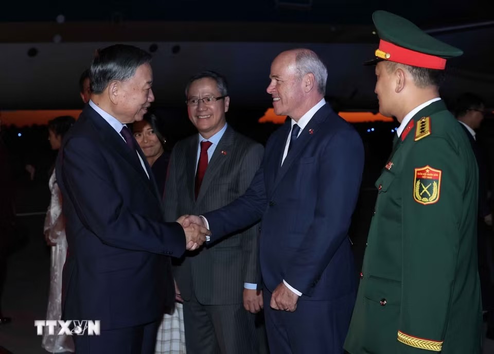 tổng bí thư thăm Canada