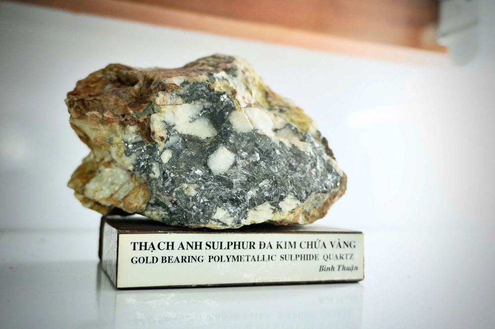 Bộ Công Thương vừa ban hành Thông tư số 52/2026/TT-BCT ngày 15/9/2026 quy định mẫu biểu thông tin, dữ liệu về địa chất, khoáng sản và danh mục, quy cách mẫu vật địa chất, khoáng sản, mẫu vật bảo tàng địa chất.
