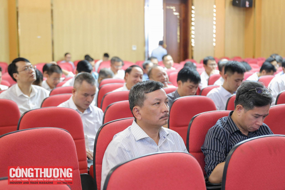 Thứ trưởng Bộ Công Thương Trương Thanh Hoài nhấn mạnh, công tác bảo dưỡng, sửa chữa đối với các nhà máy điện, lưới điện truyền tải và phân phối là một trong những nội dung có ý nghĩa quan trọng trong việc duy trì khả dụng của nguồn điện và lưới điện, bảo đảm độ tin cậy của thiết bị và góp phần bảo đảm vận hành hệ thống điện an toàn, ổn định