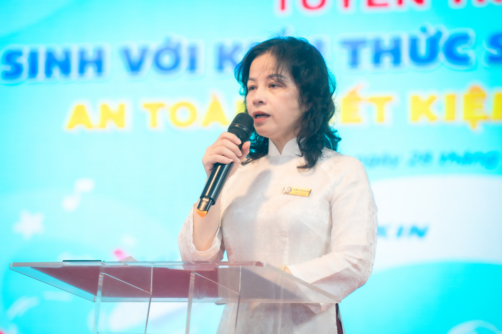 Hiệu trưởng Trường Tiểu học Vạn Bảo