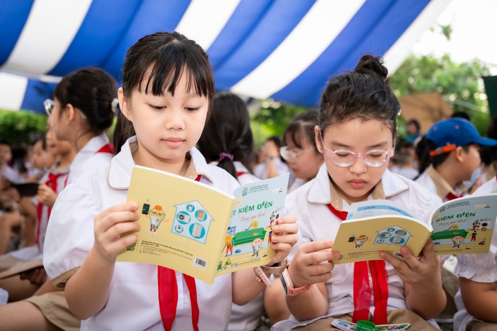 Học sinh với kiến thức sử dụng năng lượng an toàn, tiết kiệm và hiệu quả