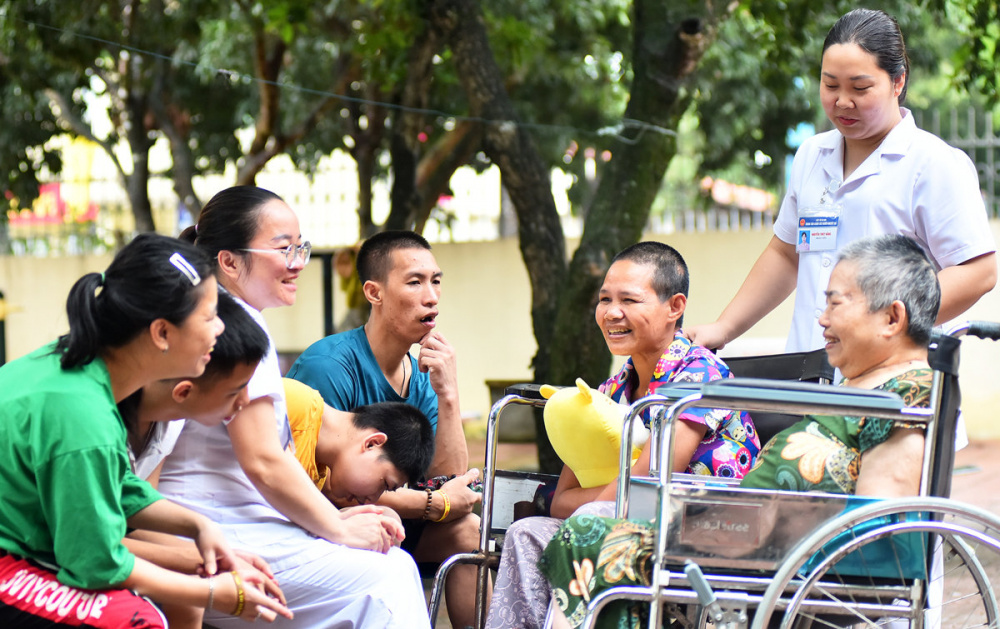 người khuyết tật