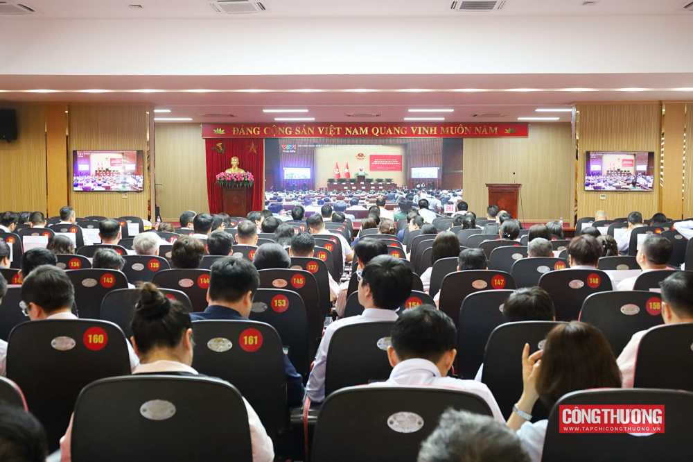 Các đại biểu tham dự Hội nghị từ điểm cầu trụ sở Bộ Công Thương