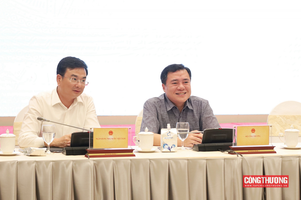 Bộ trưởng, Chủ nhiệm Văn phòng Chính phủ Đặng Xuân Phong, Người phát ngôn của Chính phủ, chủ trì họp báo Chính phủ thường kỳ tháng 8/2026