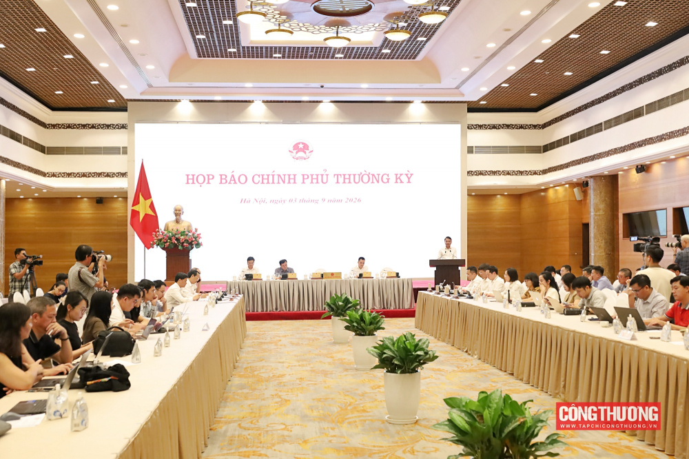Nhìn chung, tình hình kinh tế - xã hội tháng 8 và 8 tháng tiếp tục xu hướng tích cực. Kinh tế vĩ mô cơ bản ổn định, lạm phát được kiểm soát, các cân đối lớn được bảo đảm