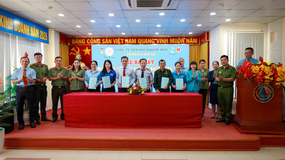 Yến sào Khánh Hòa