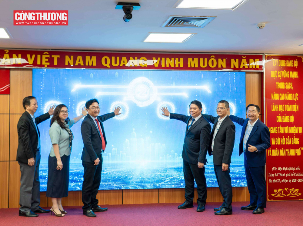 hàng Việt Nam