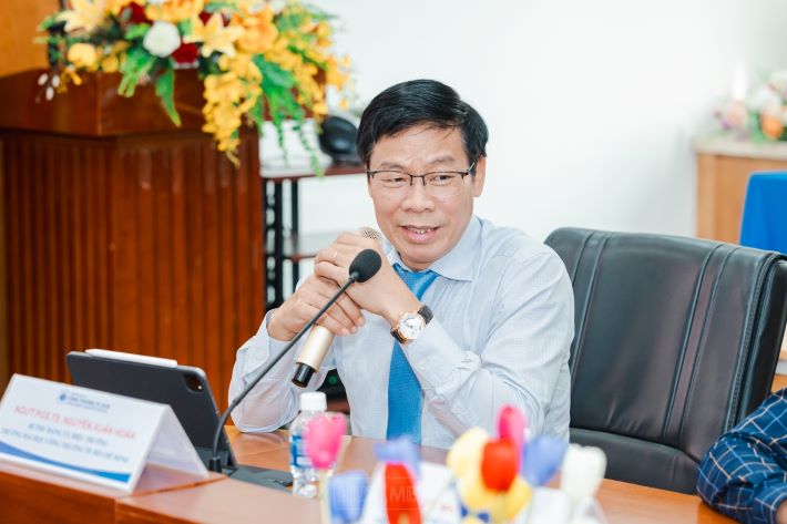 Hợp tác
