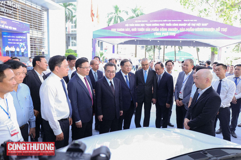 Phó Thủ tướng Thường trực Phạm Gia Túc: Thúc đẩy công nghiệp hỗ trợ có bước phát triển mới, đóng góp vào năng lực tự chủ và sức cạnh tranh của nền kinh t