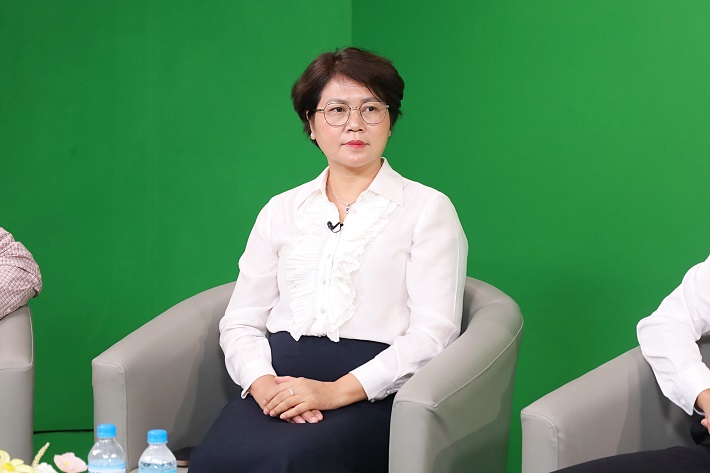 bà mai 4