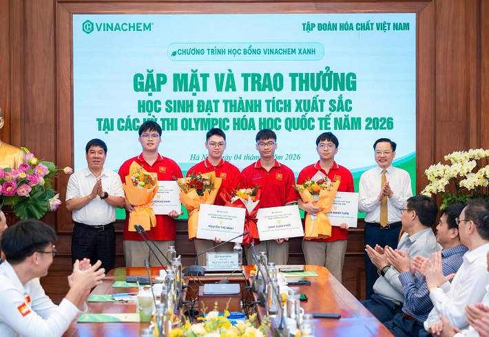 học bổng 4