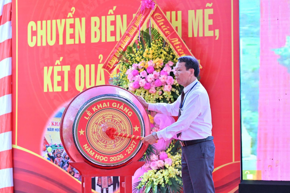 Lễ khai giảng 8