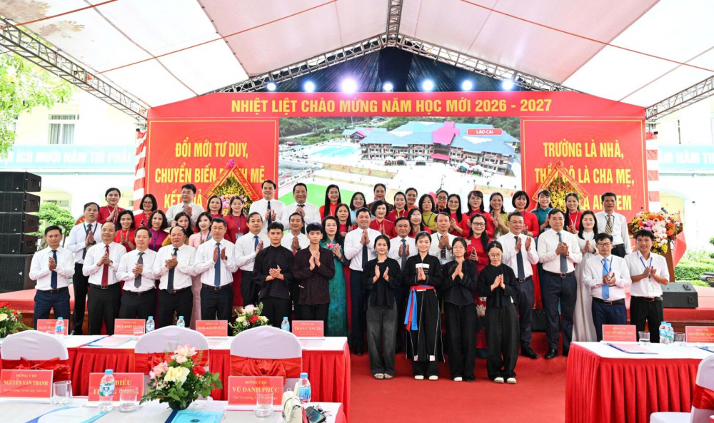 Lễ khai giảng 9