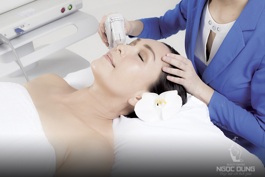 Cơ sở vật chất hiện đại, đội ngũ y, bác sĩ tay nghề cao. Cơ sở vật chất hiện đại, đội ngũ y, bác sĩ tay nghề cao.
