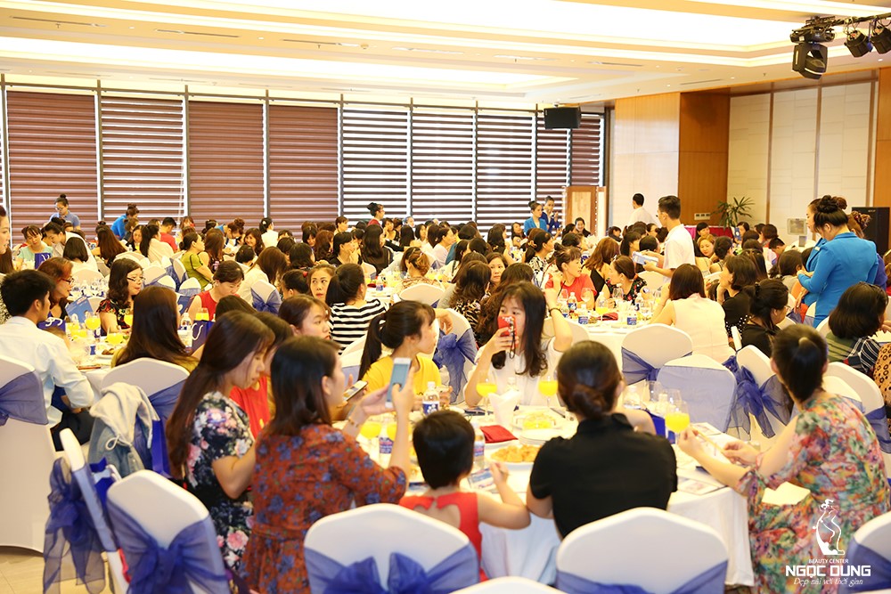 Sự kiện tri ân khách hàng đã tin tưởng TMV Ngọc Dung. Sự kiện tri ân khách hàng đã tin tưởng TMV Ngọc Dung.