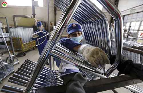 MS 05 - Tác giả Trần Việt với tác phẩm "Với phương châm “Lấy khách hàng làm trung tâm”, năm 2018, Công ty Cổ phần Xuân Hòa đưa ra nhiều giải pháp trong sản xuất và maketing như: cải tiến sản phẩm truyền thống, phát triển sản phẩm mới, đầu tư máy móc hiện đại để cho ra sản phẩm tốt, giảm thiểu chi phí, rút ngắn thời gian trong sản xuất, mở rộng mạng lưới phân phối phục vụ khách hàng..."
