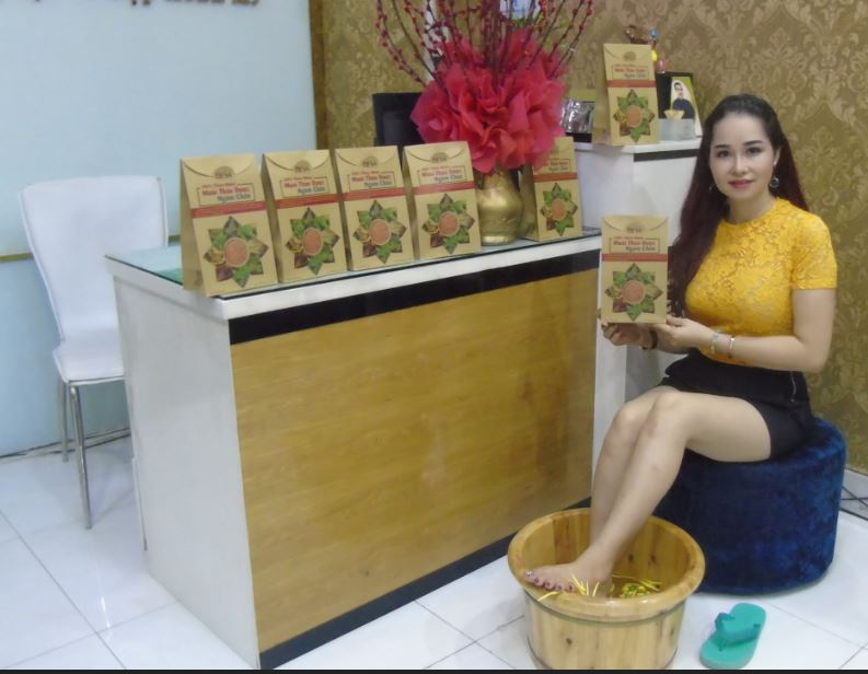 Chị Lê Ngọc Linh – Thẩm mỹ viện Ngọc Linh trải nghiệm sản phẩm