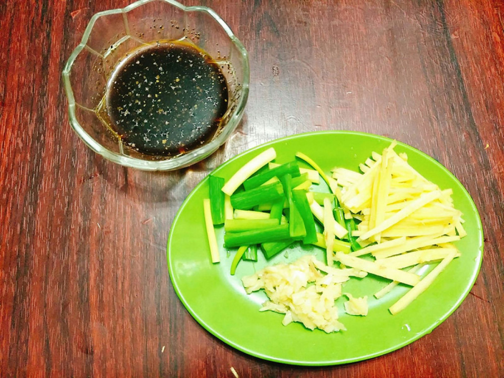 gà sốt nước tương