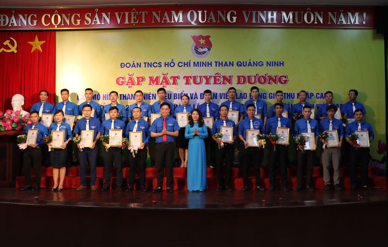 Ban Tổ chức tuyên dương 50 mô hình thanh niên tiêu biểu