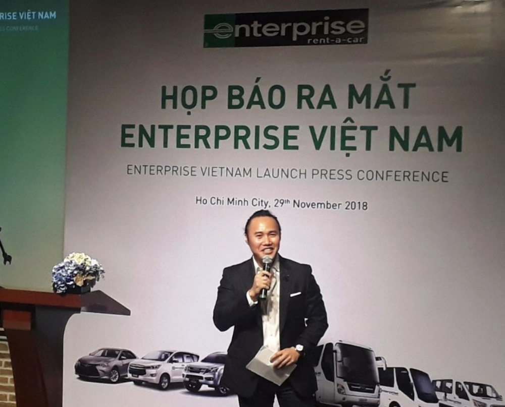 Ông Đặng Cường, Tổng Giám đốc Enterprise Việt Nam thông tin tại buổi họp báo